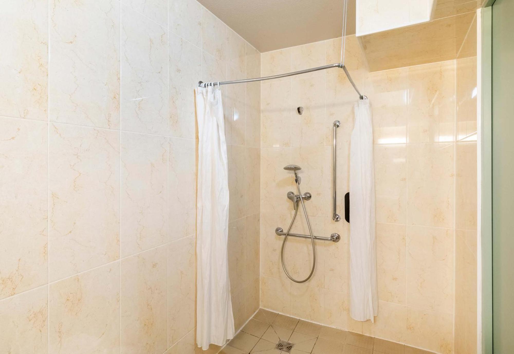 B&B Hotel Saint-Geours-De-Maremne Hossegor 外观 照片